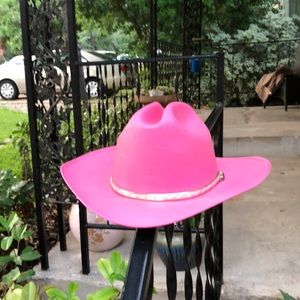 Children’s pink cowboy hat